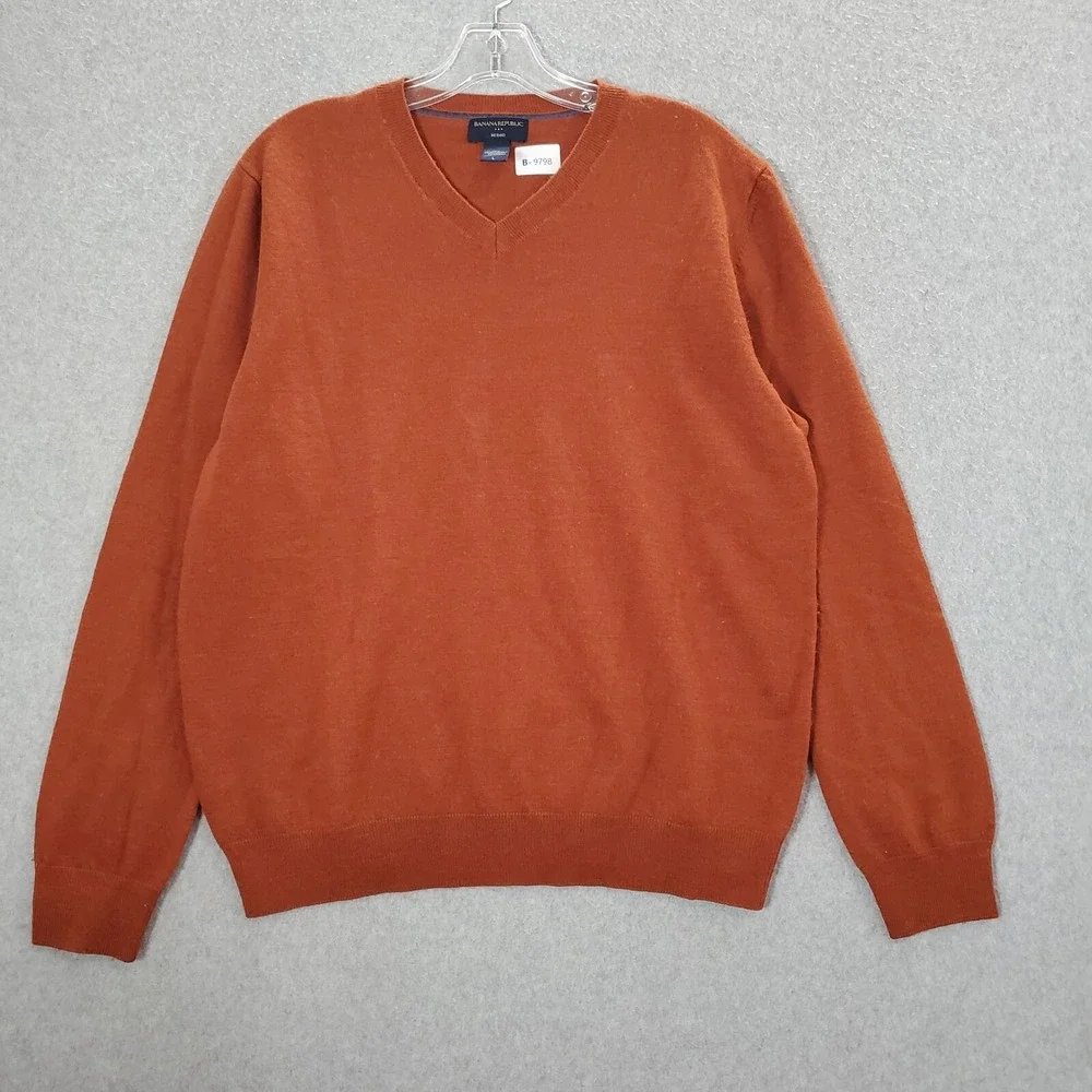 Banana Republic Men Sweater Large Orange Merino V Neck Pullover READ